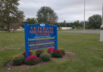Veteran’s Memorial Field sign