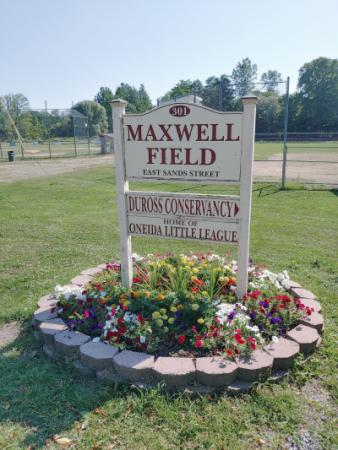 Maxwell Field sign